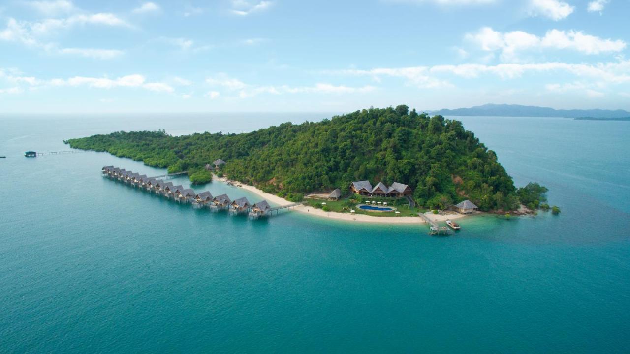 Telunas Private Island Hotel Sugi Buitenkant foto