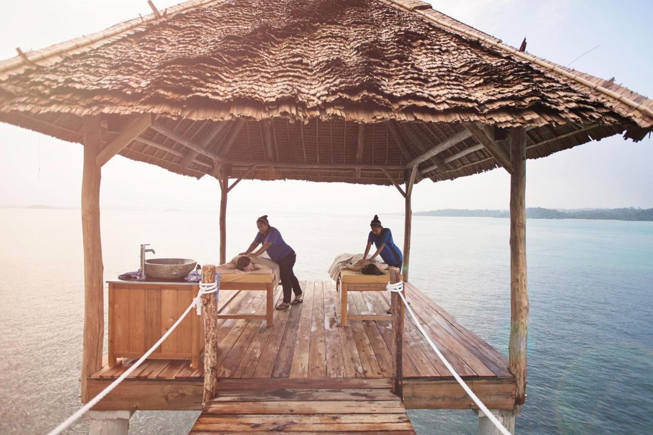 Telunas Private Island Hotel Sugi Buitenkant foto